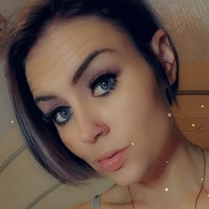 Meet your Posher, Latisa